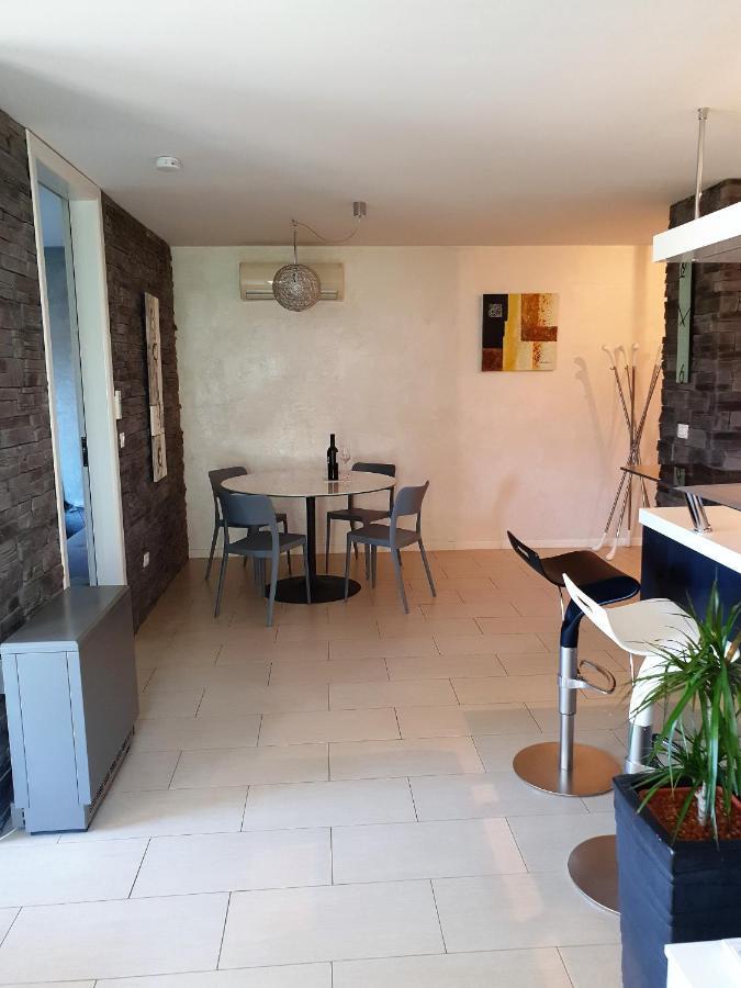Lucia Exclusive With Parking In The Garage Apartamento Poreč Exterior foto